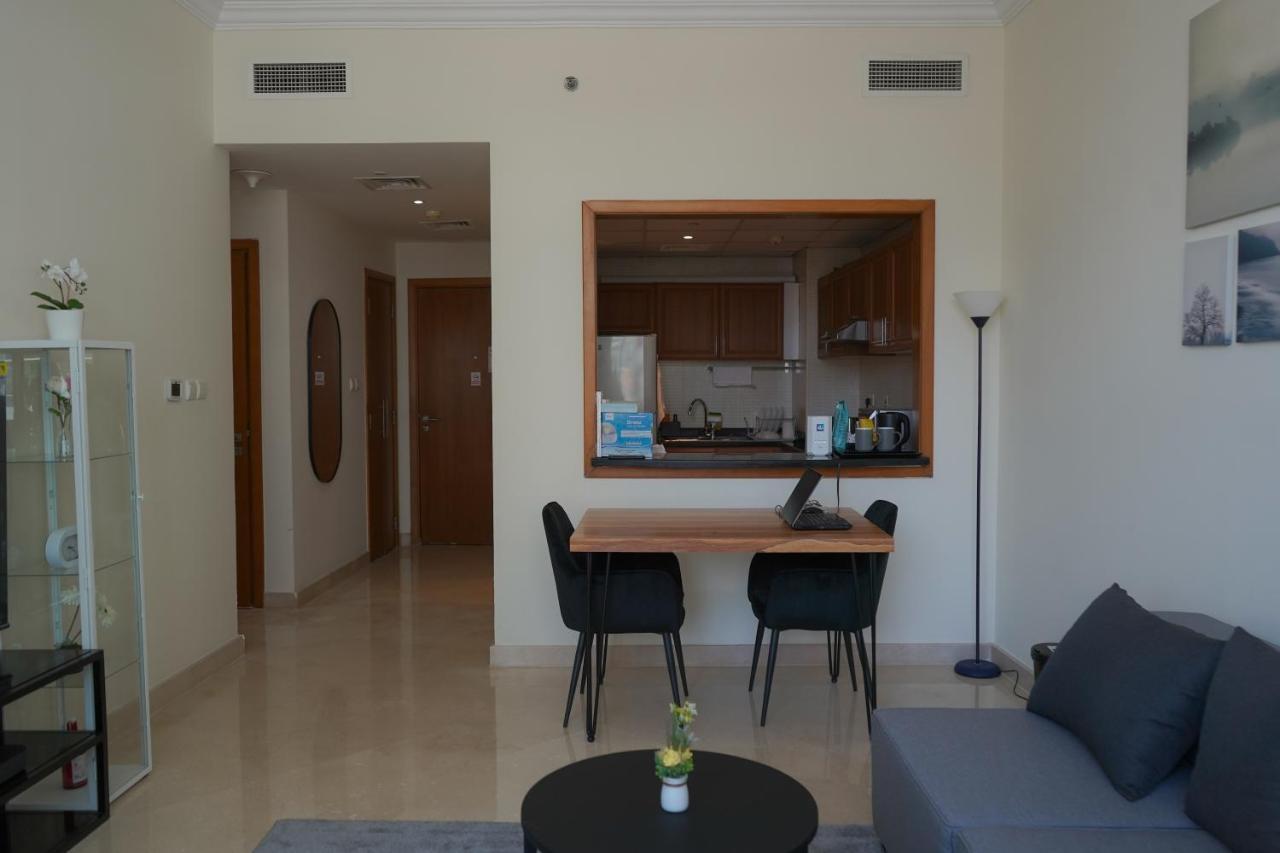 Step Into Serenity - Discover Modern Living In 1Br Apartment With Panoramic Views In Dubai Marina Near Jbr Walk, Beach And Bla Bla Club Εξωτερικό φωτογραφία